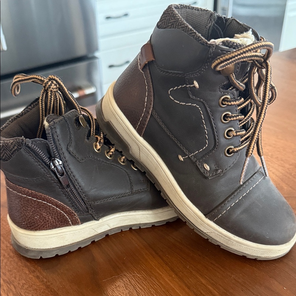 Cozy Brown Kids Boots with Side Zipper
